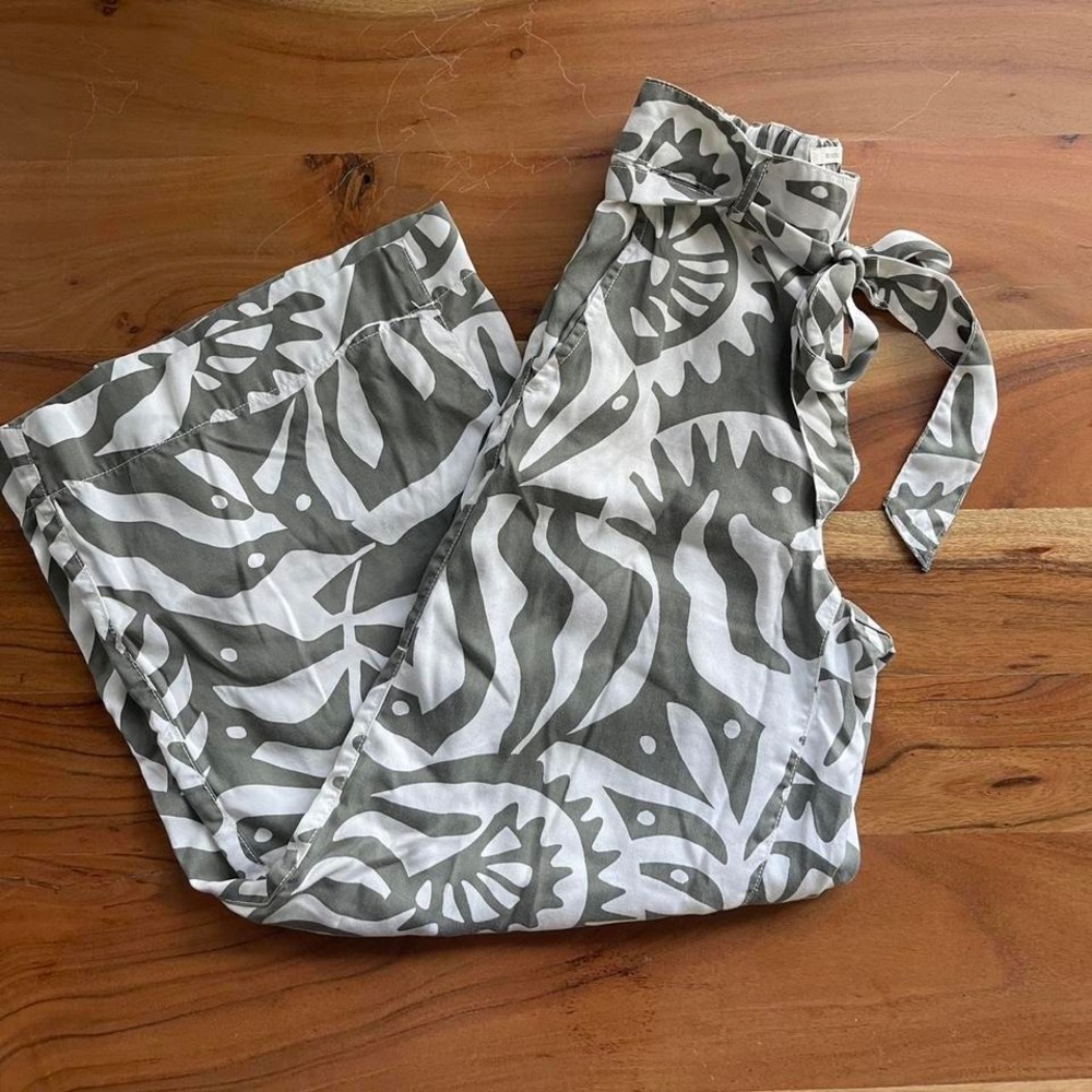 Nicole Miller New York Grey White Abstract Botanical Wide Leg Lyocell Pants XS